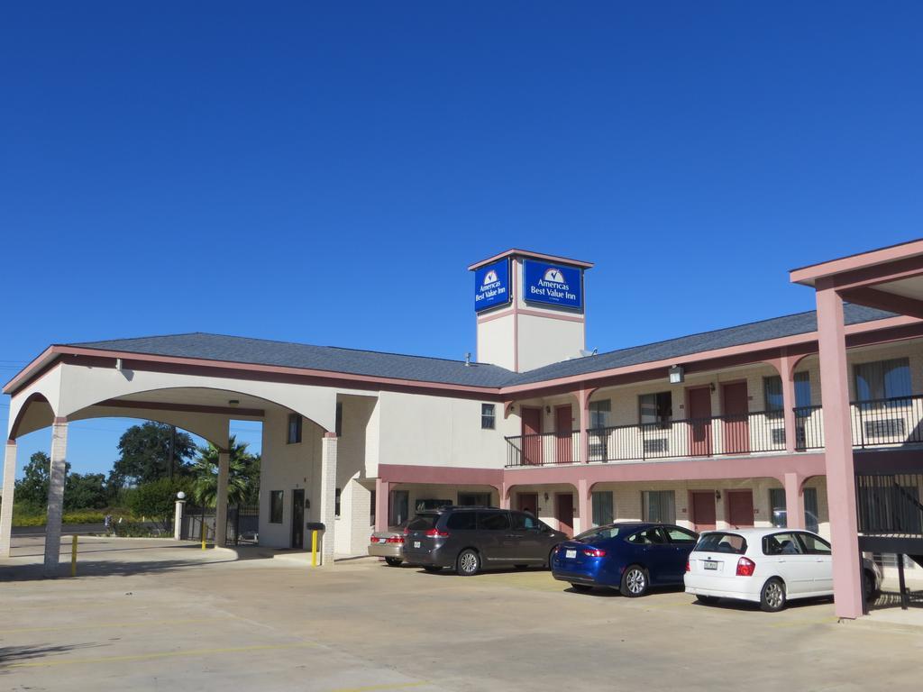 Americas Best Value Inn & Suites Hempstead Kültér fotó