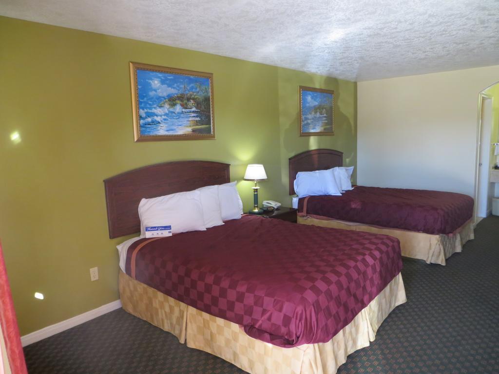 Americas Best Value Inn & Suites Hempstead Szoba fotó