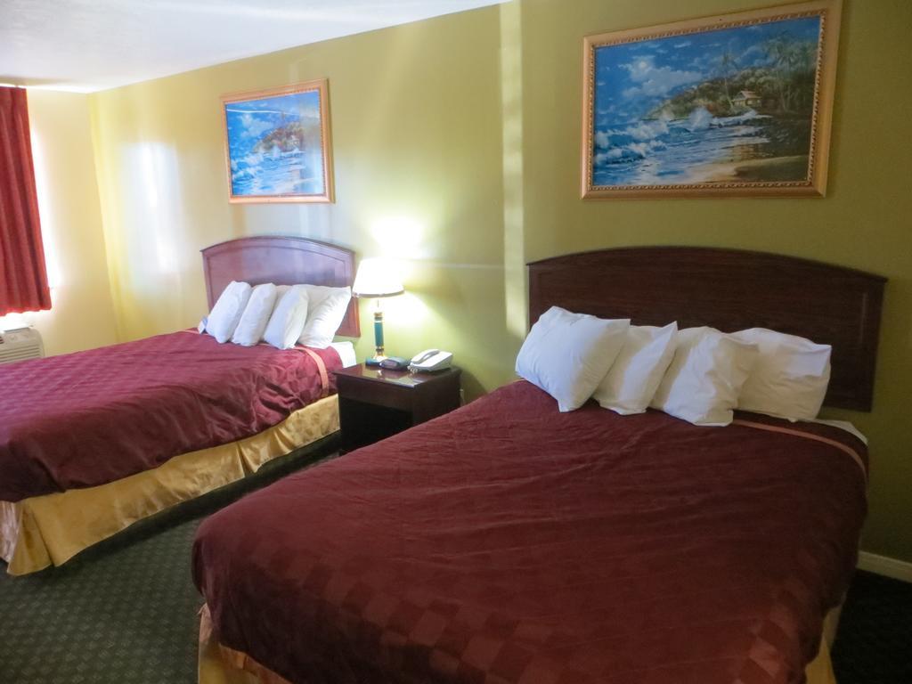 Americas Best Value Inn & Suites Hempstead Szoba fotó