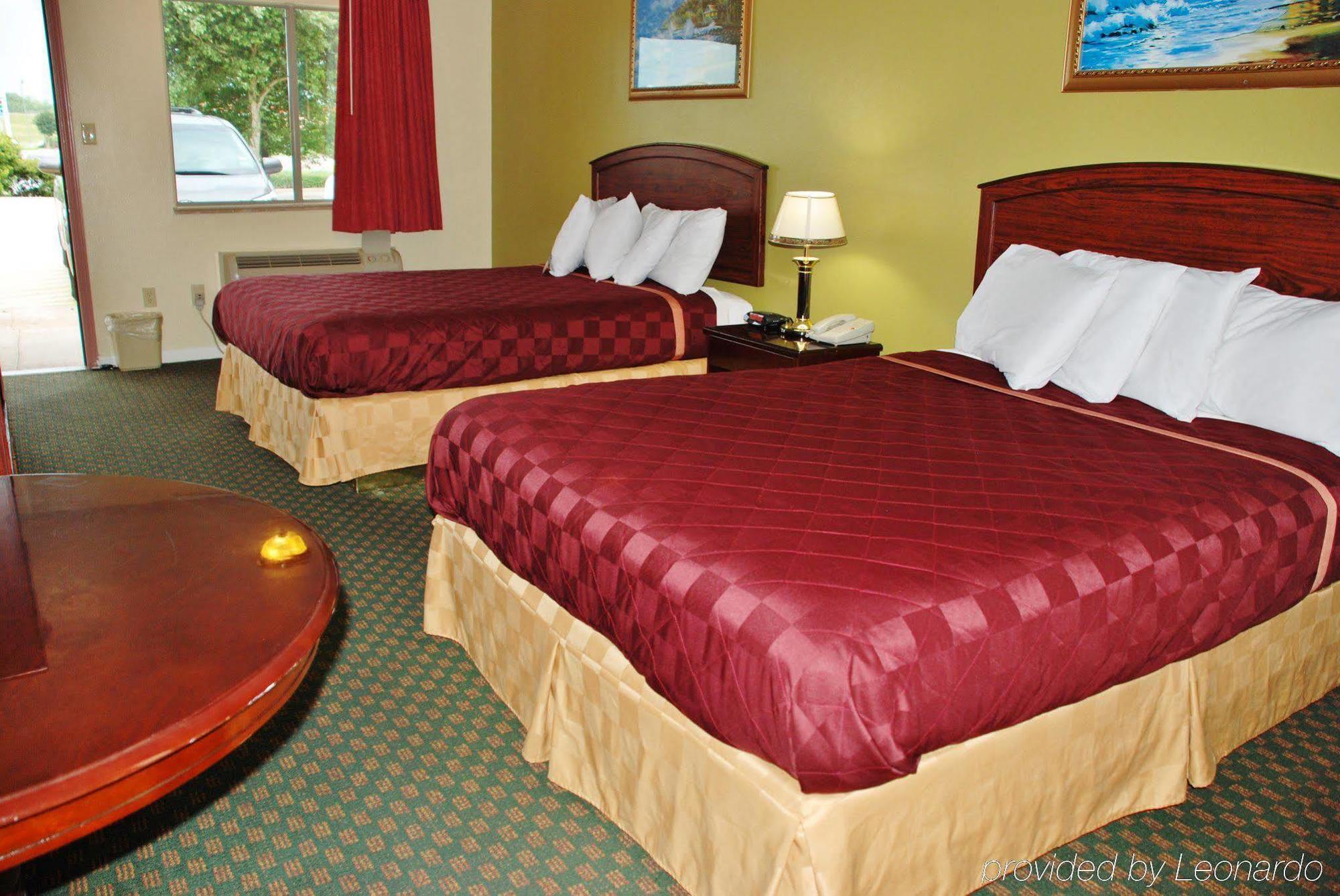 Americas Best Value Inn & Suites Hempstead Kültér fotó