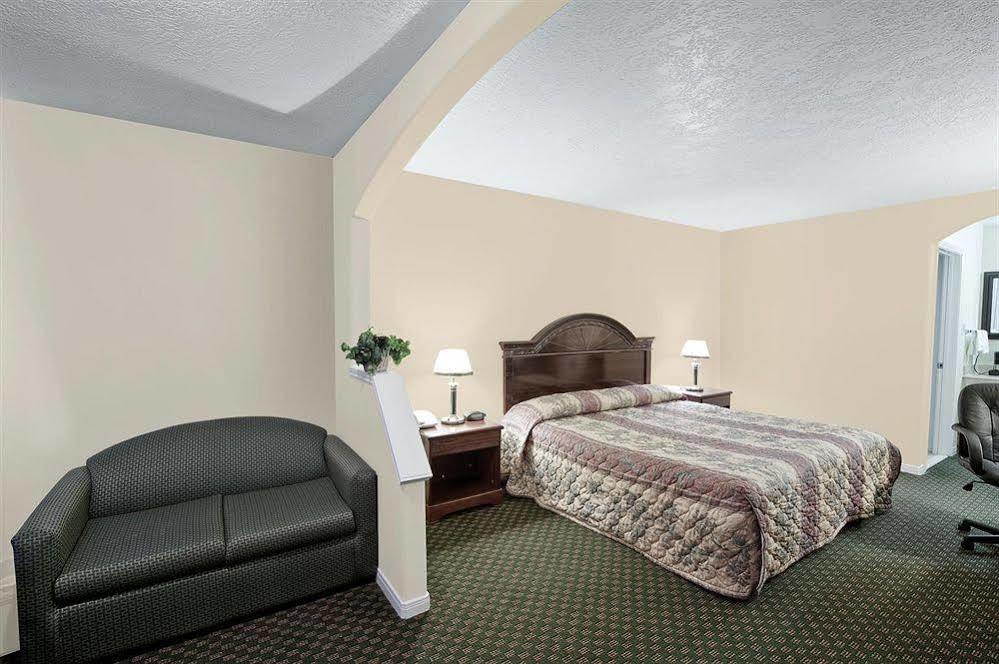 Americas Best Value Inn & Suites Hempstead Kültér fotó